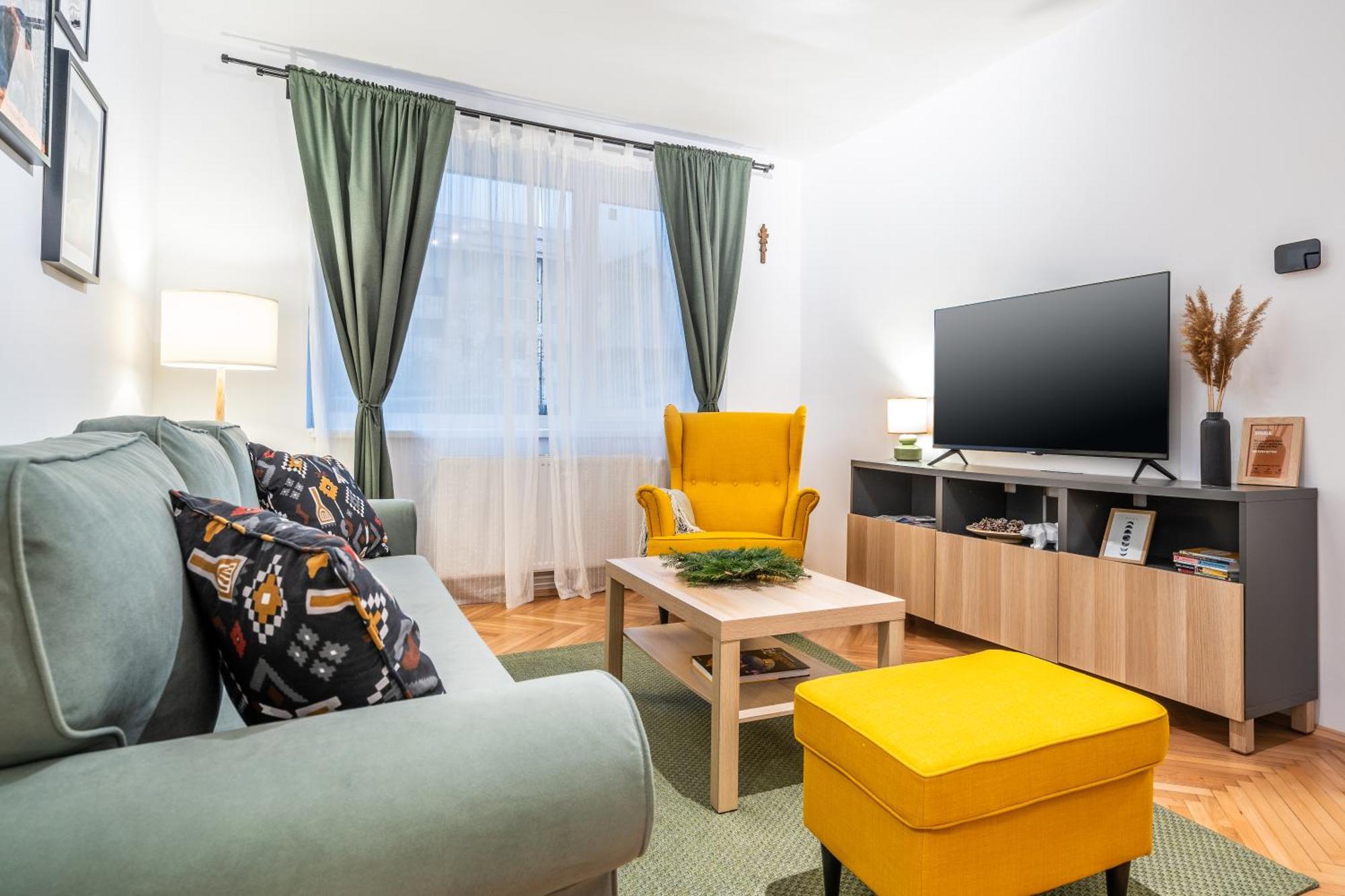 The Cozy Deer Apartment ซินายา ภายนอก รูปภาพ