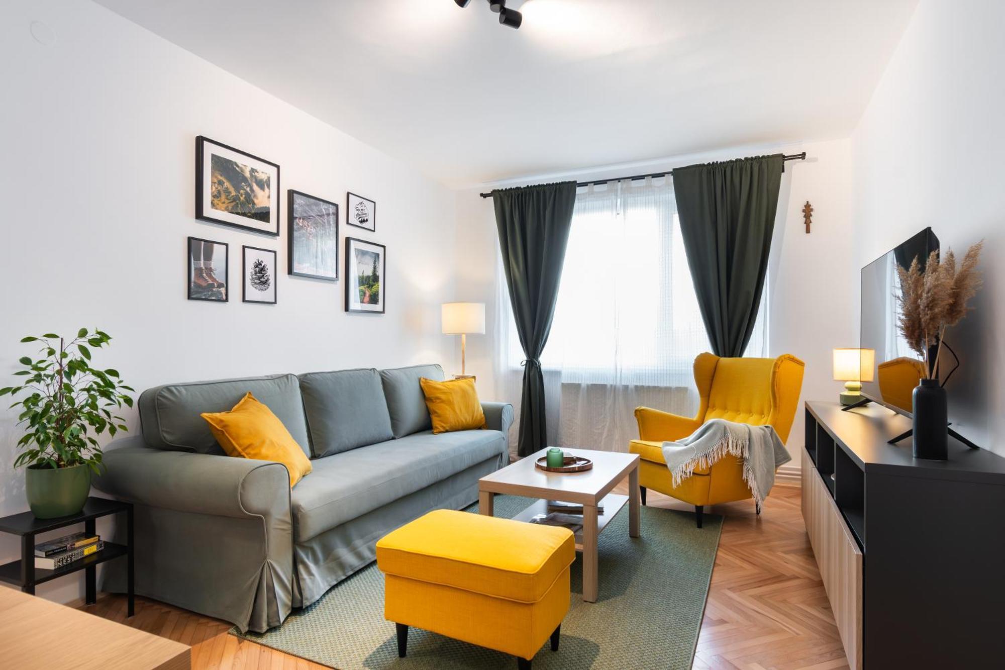 The Cozy Deer Apartment ซินายา ภายนอก รูปภาพ